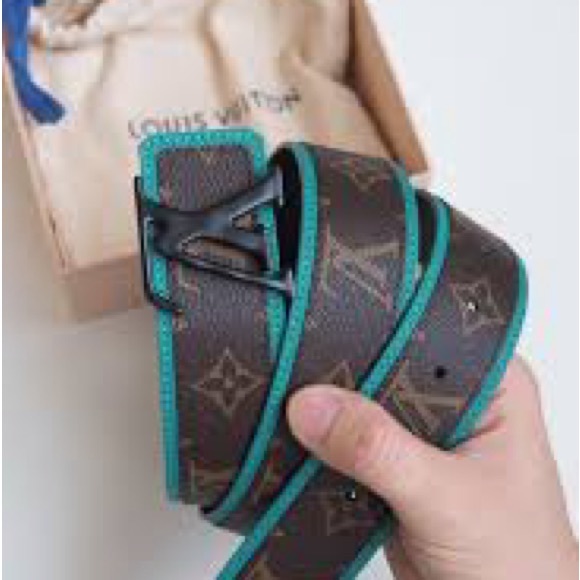 NEW Louis Vuitton Reversible LV SHAPE PATCHWORK 40MM BELT—w/ LV dust bag & box - Picture 2 of 2